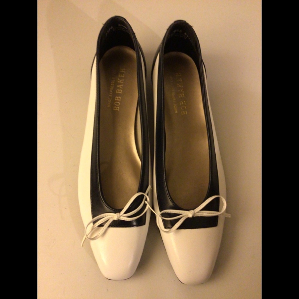 Bob Baker shoes/flats white/black